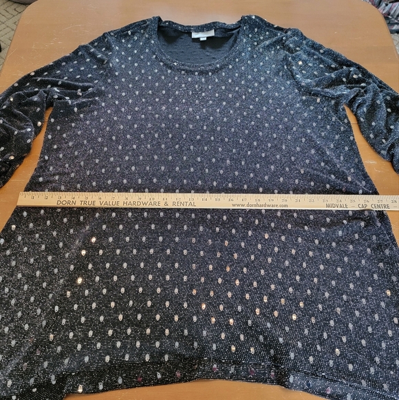 Elegant Black With Silver Sparkle & Sequin Top Size 26/28 VIP Knits By Avenue - Picture 12 of 14